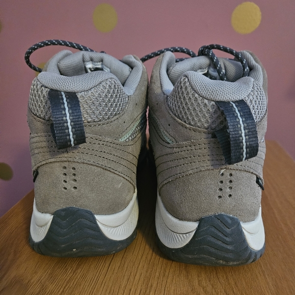 Merrell Oatcreek Mid Waterproof Hiker - Picture 3 of 13